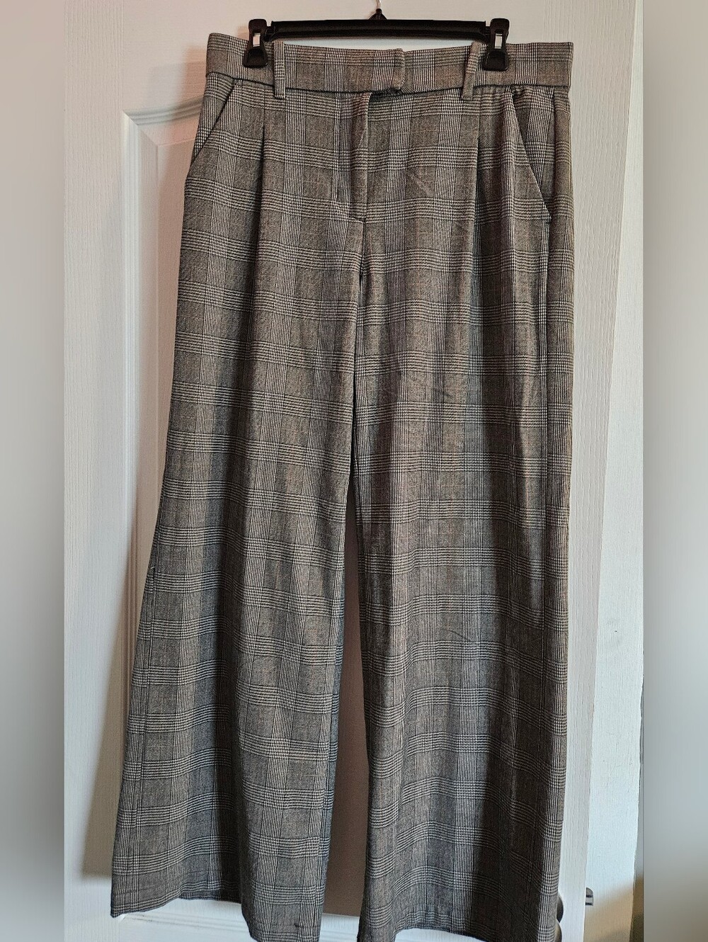American Eagle Outfitters Women's Plaid Wide-Leg Trousers